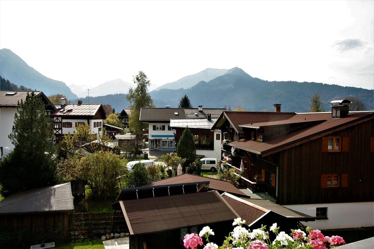 Alpenflair Ferienwohnungen Gaestehaus Tepferdt Oberstdorf Exterior foto