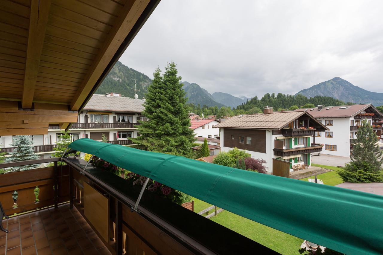 Alpenflair Ferienwohnungen Gaestehaus Tepferdt Oberstdorf Exterior foto